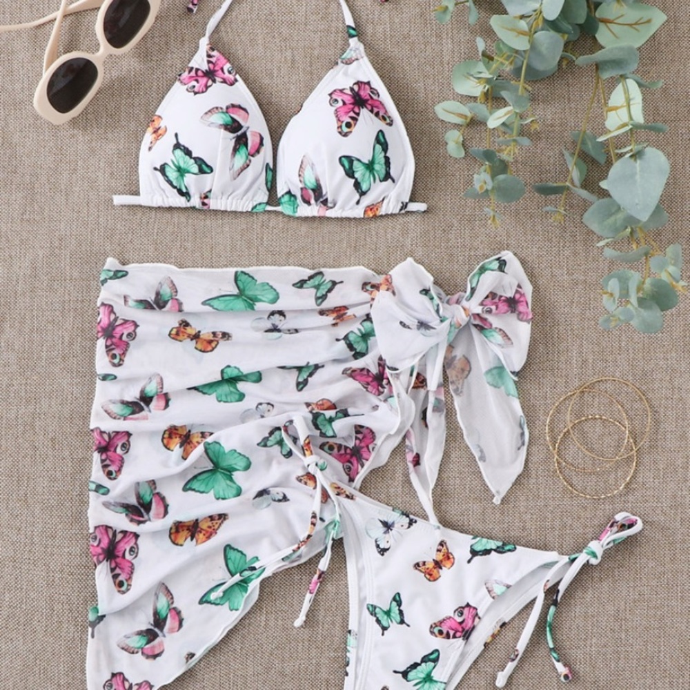 Three piece bathing suit set
